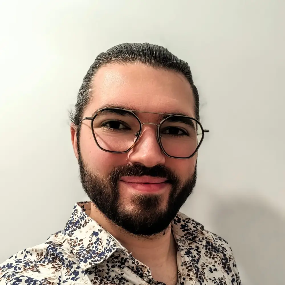 Baptiste Livat, opticien diplômé et fondateur de Regard de l'Artois à Liévin